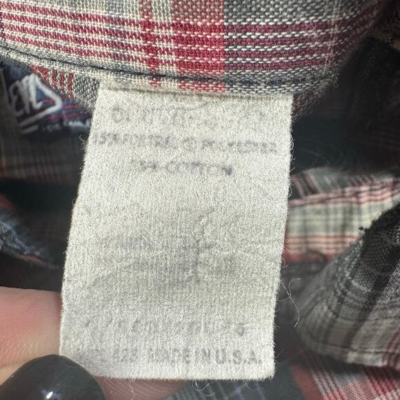 Levi’s Vintage Black Pearl Snap Button Down Regular Fit Medium WITH FLAWS - Picture 6 of 14